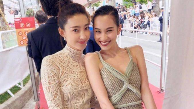 "素颜女神"王丽坤:回眸一笑被徐克签中,想靠浪姐红却口碑崩塌_张雨绮