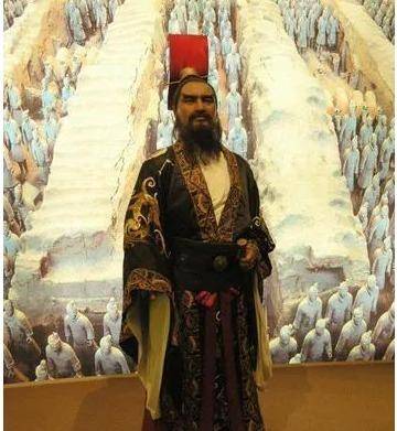 世界第八大奇迹，秦始皇陵兵马俑，有什么诡异的地方？