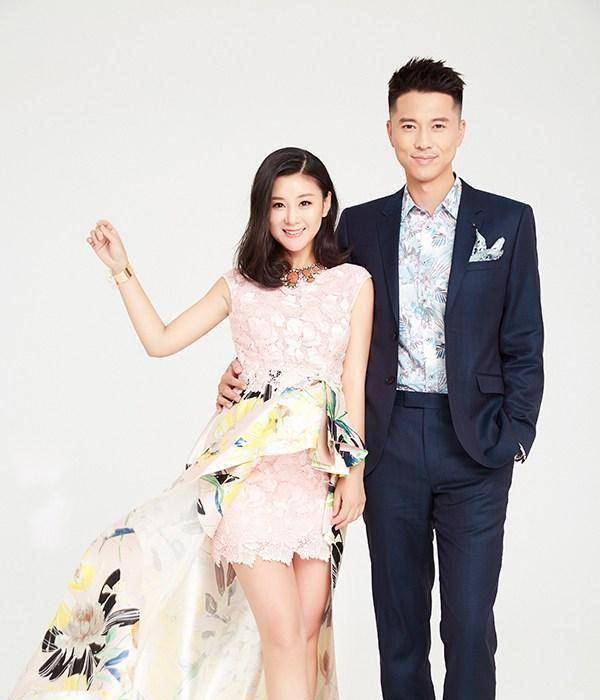 冯巩"女儿"16岁出道快速蹿红,今已结婚生子,老公很多人都认识_李小萌