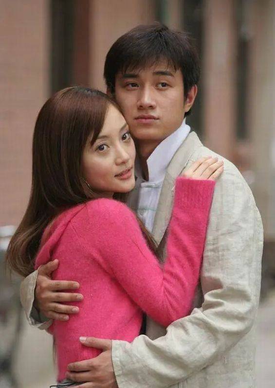 5年了,那个因"夜宿门"被骂出娱乐圈的李小璐, 能"东山再起"吗?