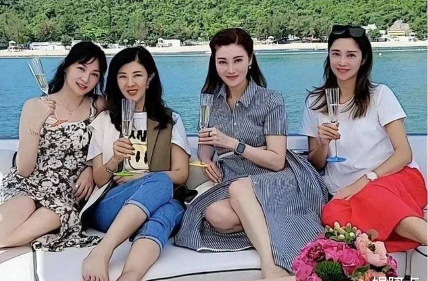 换肾后精神已好转_大刘_李嘉欣_妻子