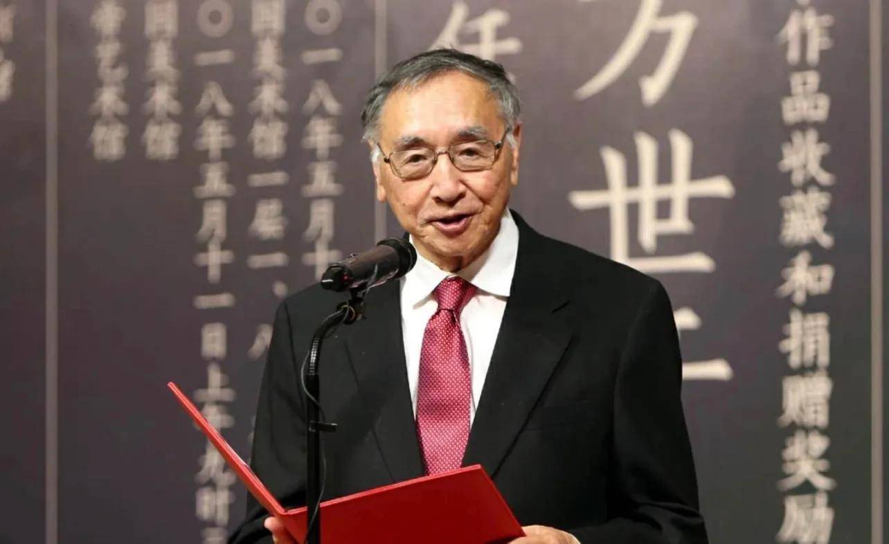 于馆微阅读|于中令忆父于右任:每晚占据父亲书桌1小时_陕西_计算机_中国