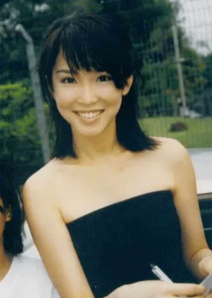 演员范文芳:曾被富二代抛弃,男友入狱后不离不弃,如今幸福满满_发展