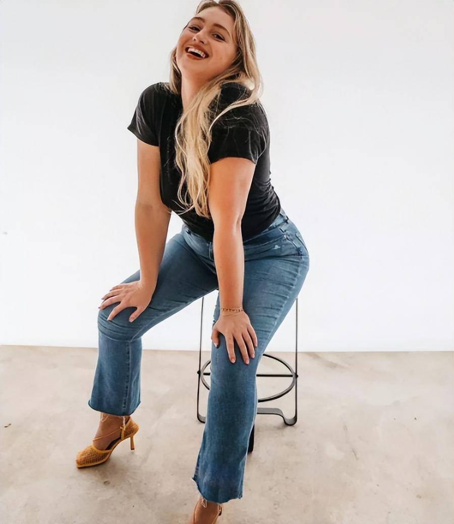 性感大码模特引领女性赋权的榜样:伊斯克拉·劳伦斯_影响力_社会_s