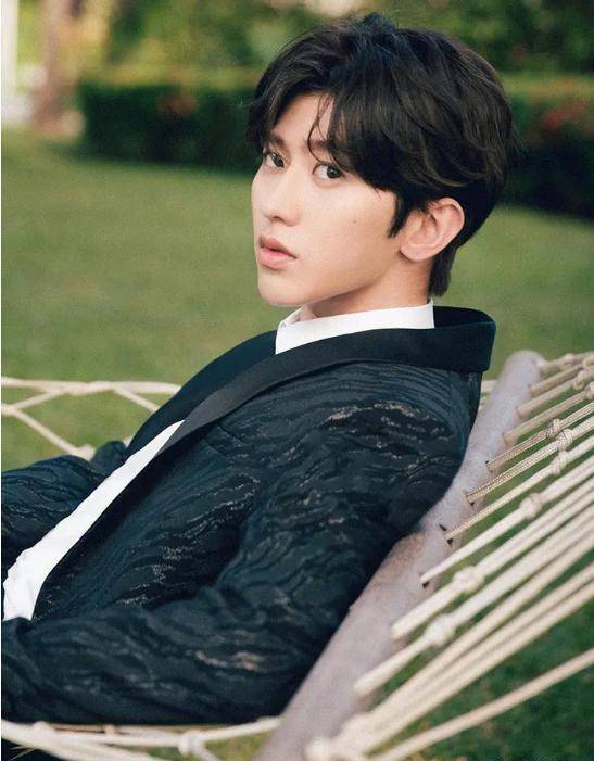 蔡徐坤和吴亦凡的塌房之路竟然惊人的相似!_妈妈_赔偿_陈飞宇