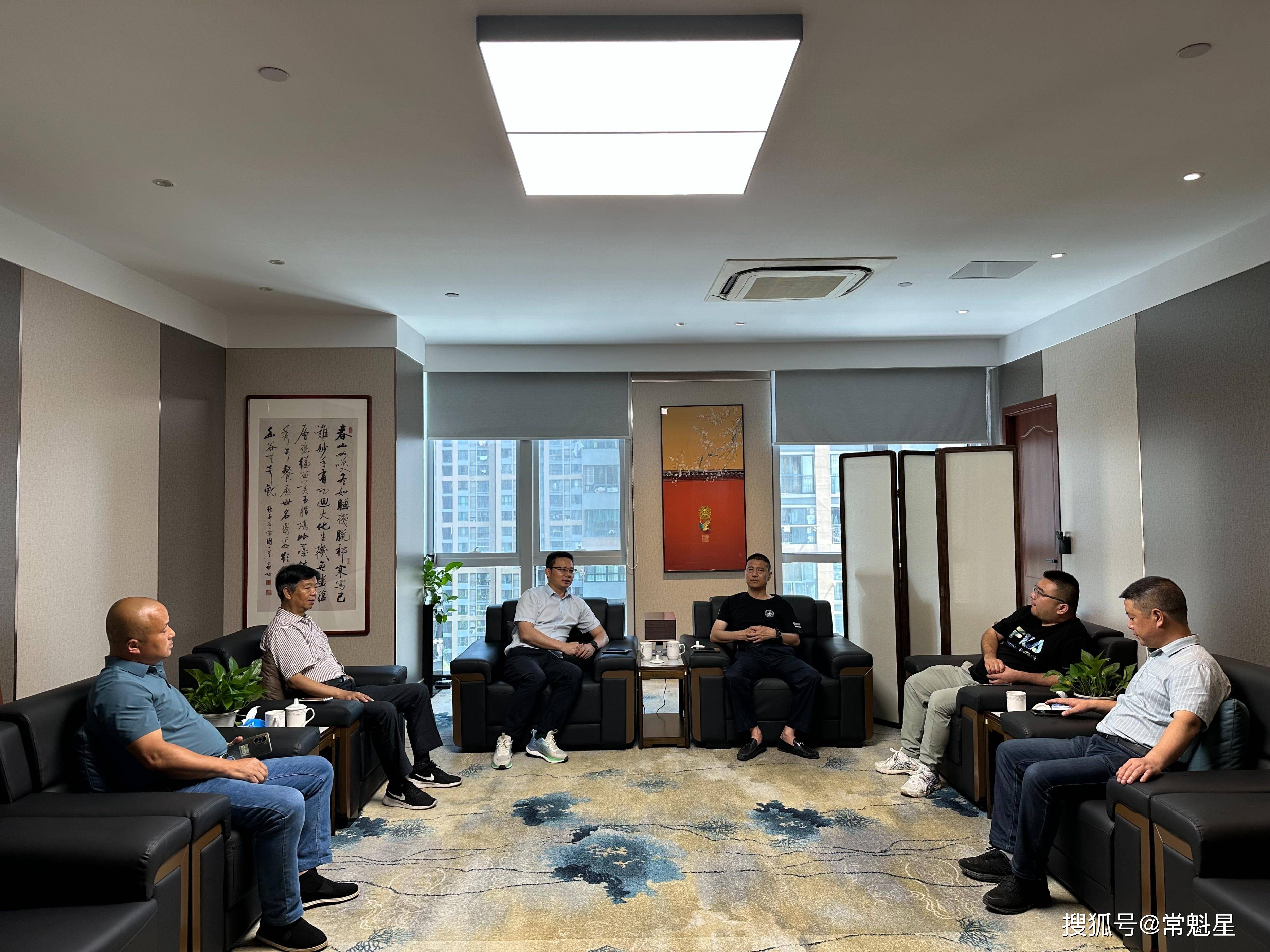 浙江省衢州市衢江区全旺镇领导到安徽省合肥市三河古镇考察_中天建设