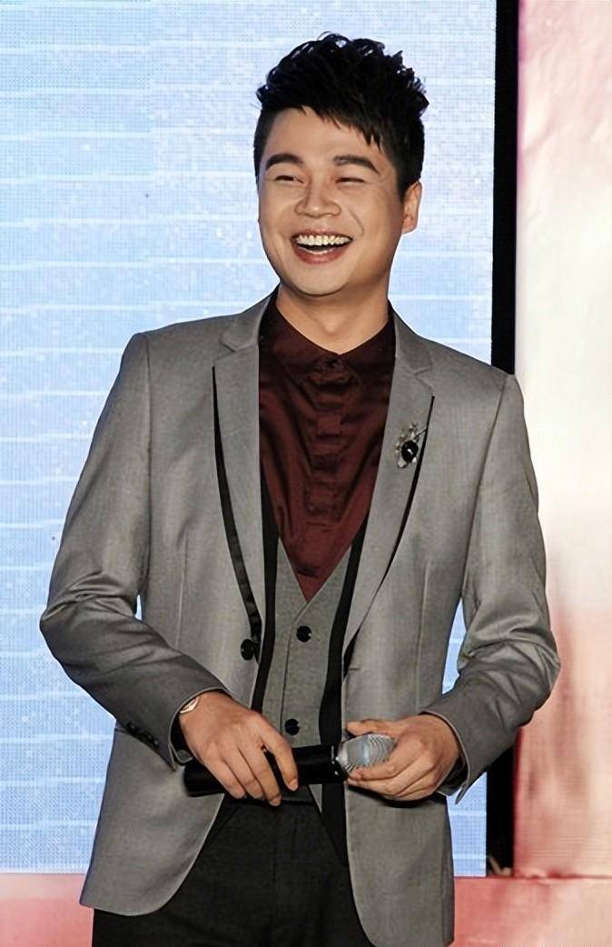 沈涛:站在《王牌》上最久的主持,幽默风趣,37岁结婚生活幸福_节目