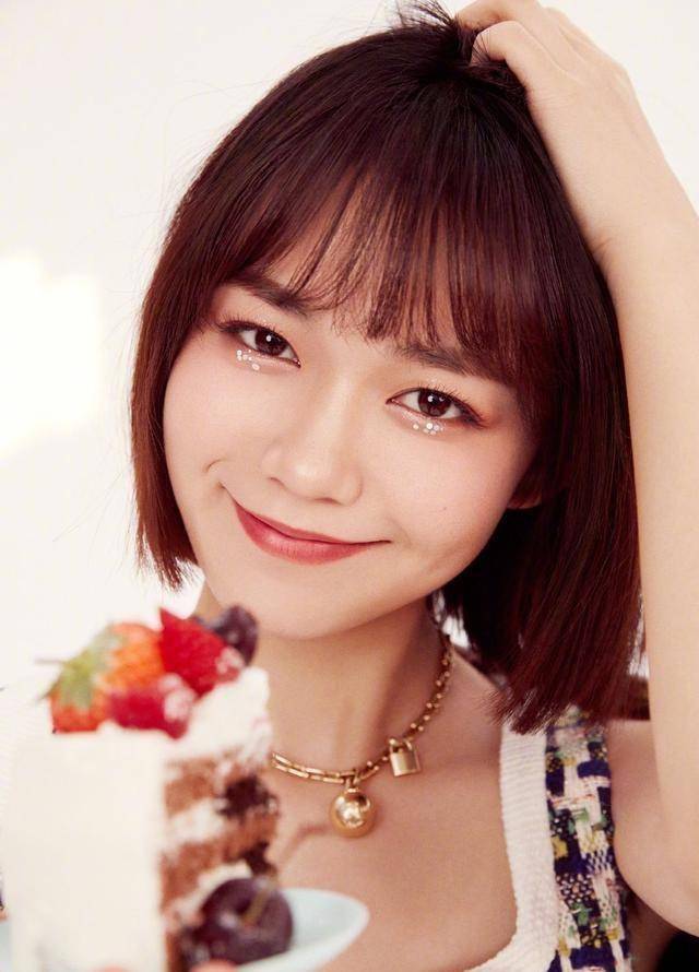 杨超越,段奥娟,yamy,赖美云,张紫宁,杨芸晴,李紫婷,傅菁,徐梦洁十一位