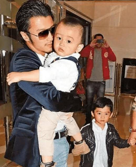 不准3胎和张柏芝使用,谢贤欲抢抚养权_孩子_谢振轩_男人