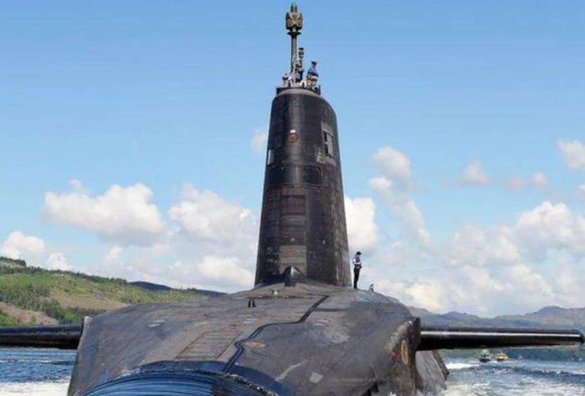 克莱德海军基地和法斯兰海军基地是英国海军在苏格兰境内的两个潜艇