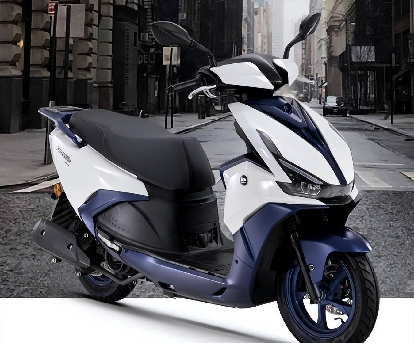 摩托车圈对于仿赛车和公路车的开发已经相对饱和,无非就是同级别的