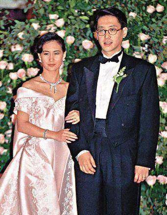 何鸿燊最大的遗憾,不是错过了霍家,而是断送了何超琼的幸福_许晋亨