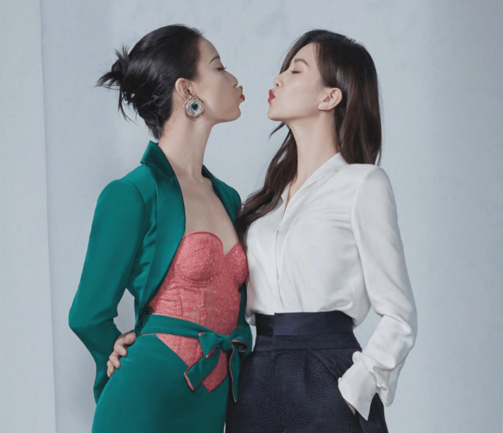 魅力十足的倪妮最终一步步倒在神坛上_冯绍峰_李宇春_网友