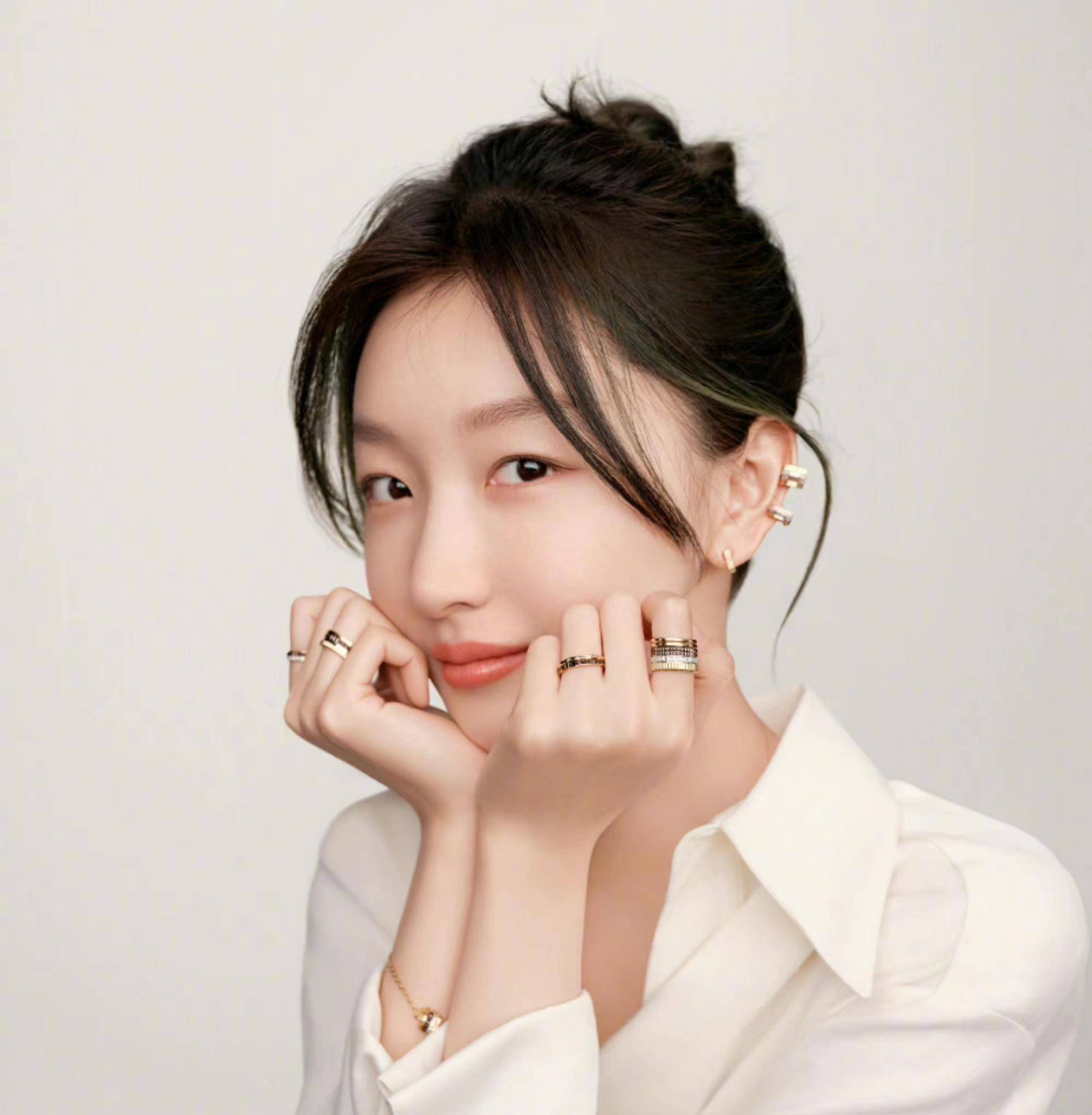 蓝洁莹 来自搜狐网