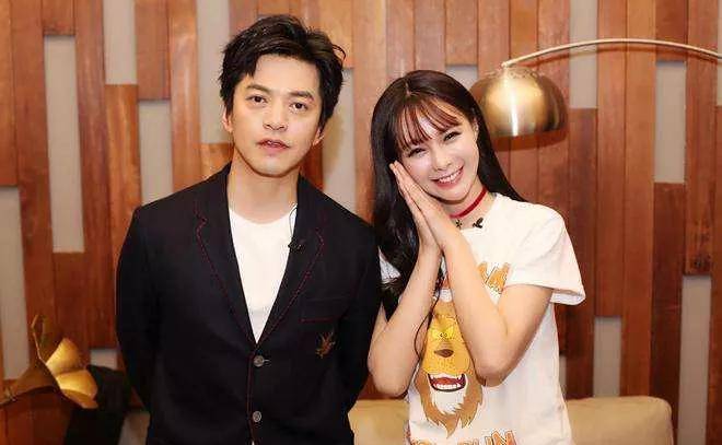 王菲,那英,郁可唯,天爱等好多美女是他的粉丝,他绝对是实力派_李健