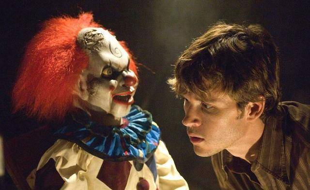 温子仁创造出了我最喜欢的恐怖玩偶_木偶_恐怖片_传说