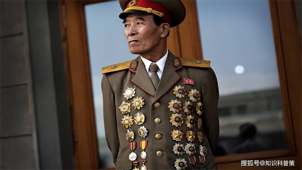 为何朝鲜的所有将军都有那么多勋章?