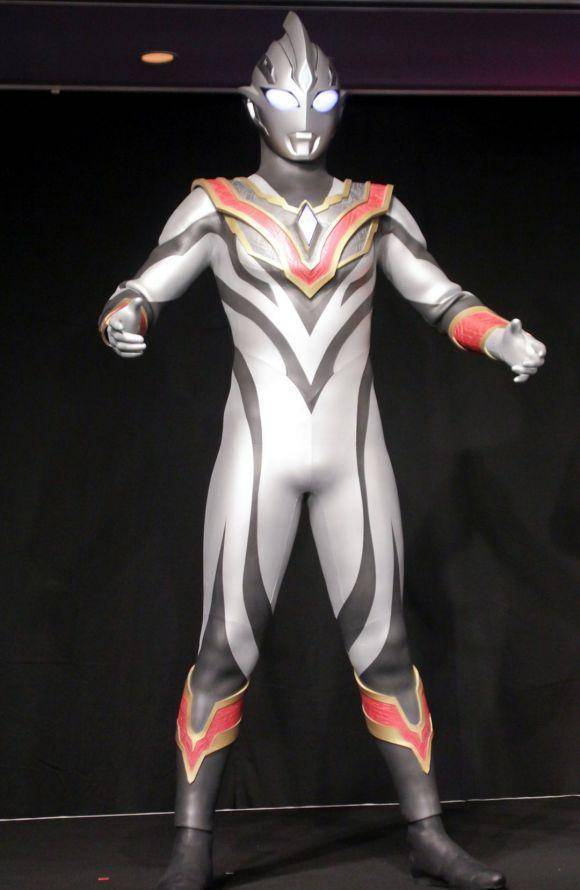 邪恶特利迦全身照公开:完美致敬邪恶迪迦,比特利迦本体还帅气!