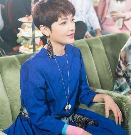 "她做到了!我们也可以! end .【文| 林语菡】【编辑| 语非年】