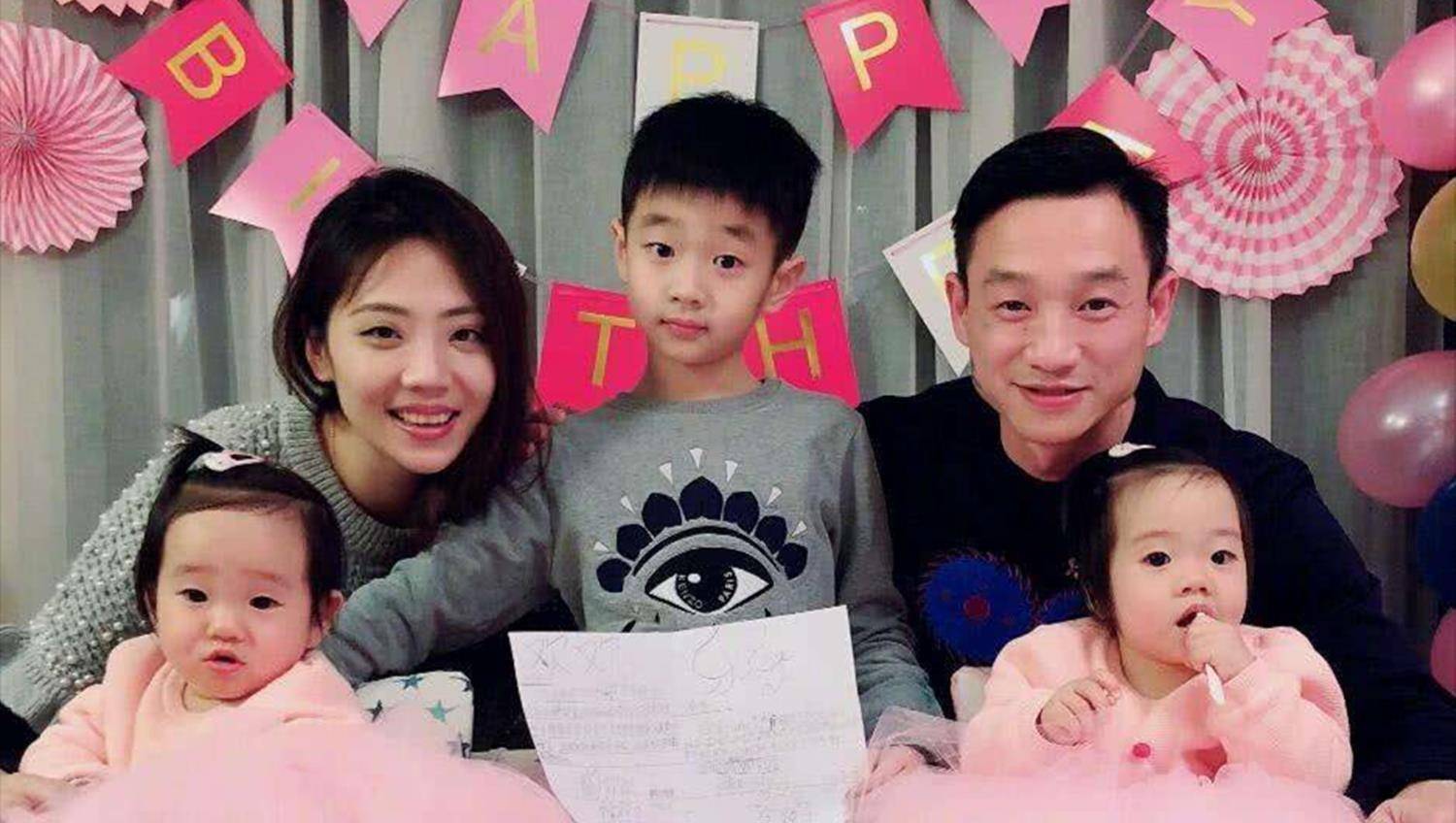 同样是双胞胎,林志颖的俩儿子和杨威的俩闺女,差距不是一般的大_孩子