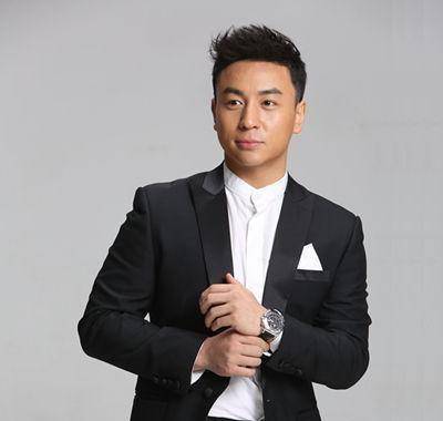 释小龙隐藏20年的身份,向华强都不敢得罪_少林寺_角色_演艺圈