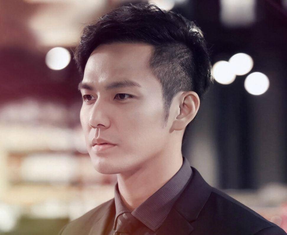 同一角色影版剧版差距巨大,钟汉良完胜黄晓明,刘亦菲惜败杨幂_殷素素