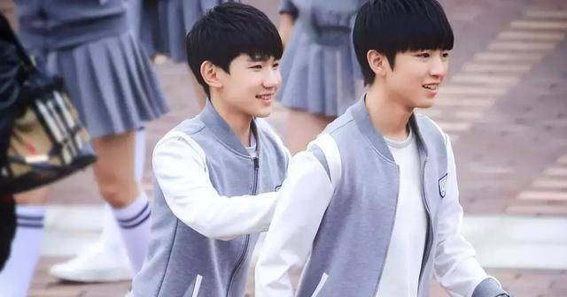 王俊凯杨紫《中餐厅》日久生情?国民cp的"姐弟恋"难道是真的?