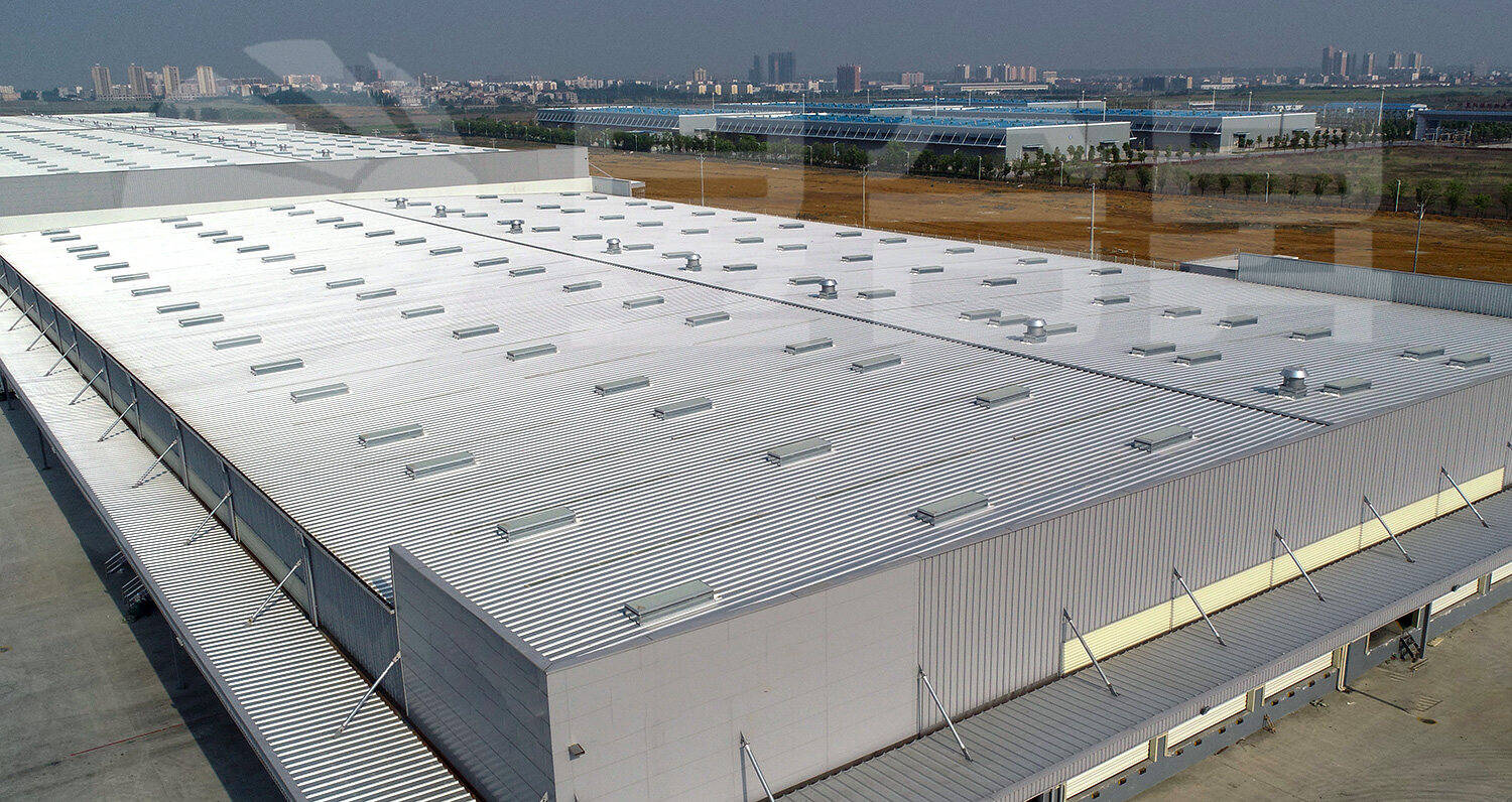 字型电动采光排烟天窗一字型电动天窗适用于多种类型的钢结构工业厂房