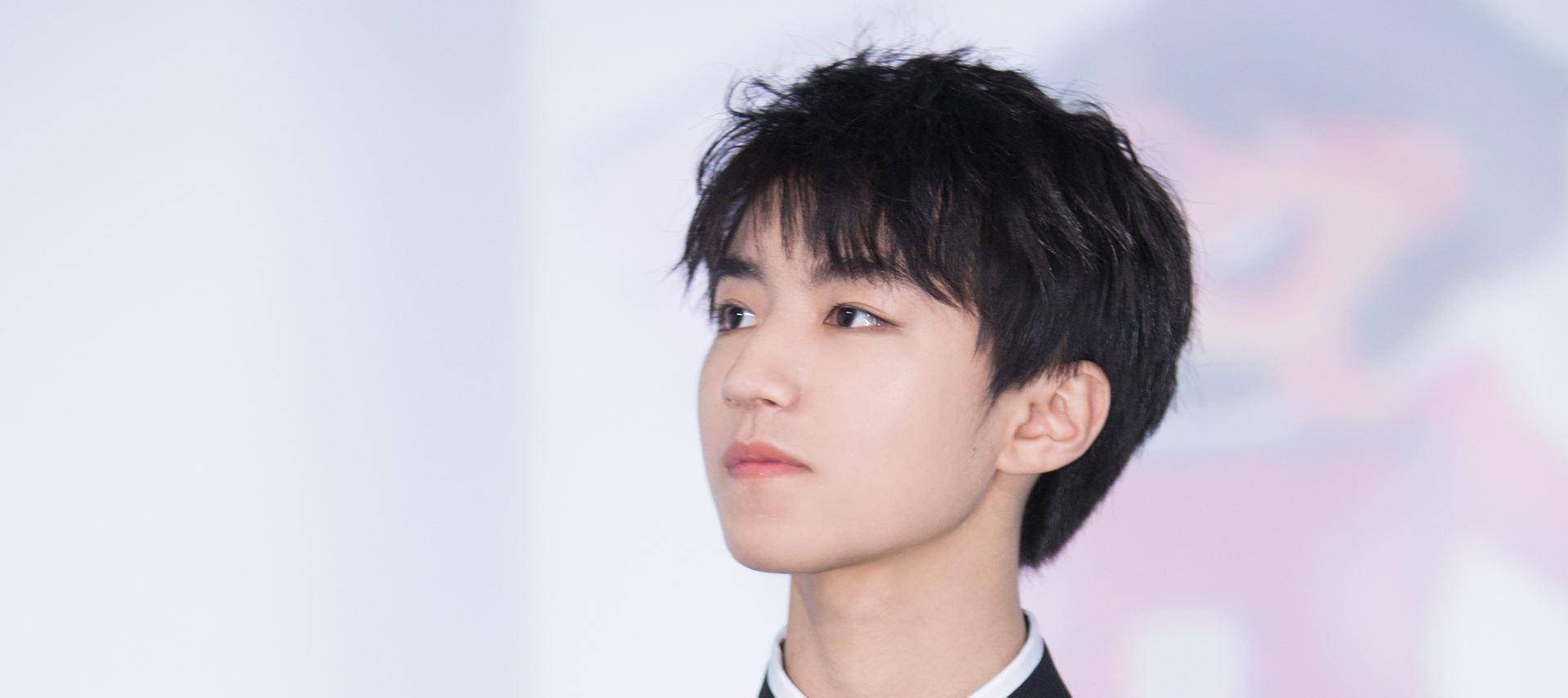 娱乐点评:王俊凯,赵丽颖,迪丽热巴,程潇,孟美岐,华晨宇_电影_男方