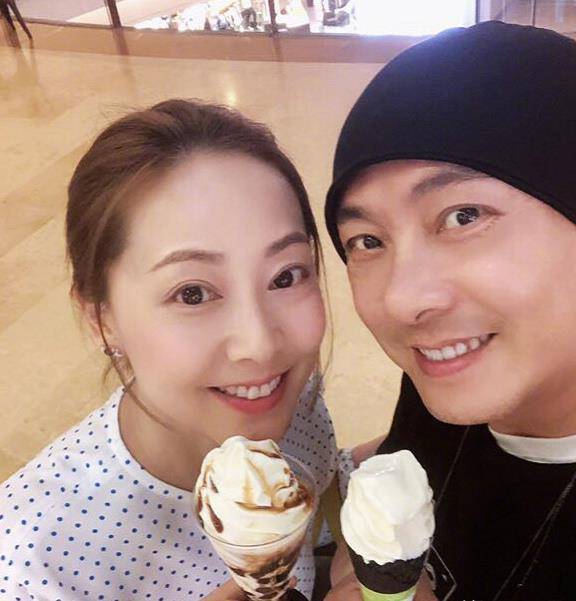 "光头男神"张卫健深情讲述:穿二手婚纱的张茜,值得我拿命爱_因为_时候