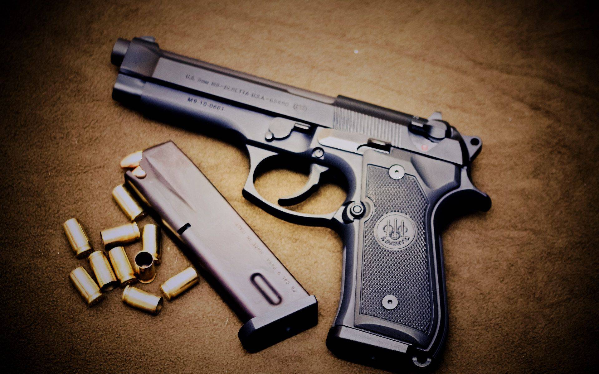 伯莱塔92是意大利贝瑞塔公司研制的一款半自动手枪.