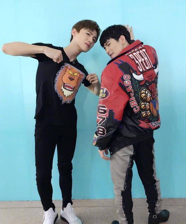 萧敬腾"戏精"上身,化身成白敬亭"保镖"?