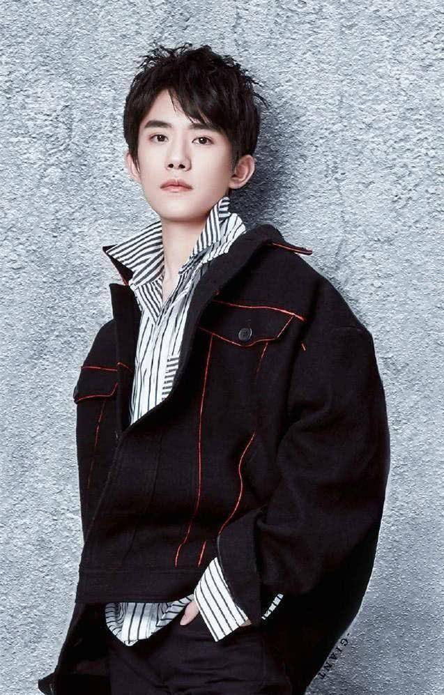 易烊千玺素颜就是任性,首曝女朋友标准,第一条就刷掉了很多人_中戏