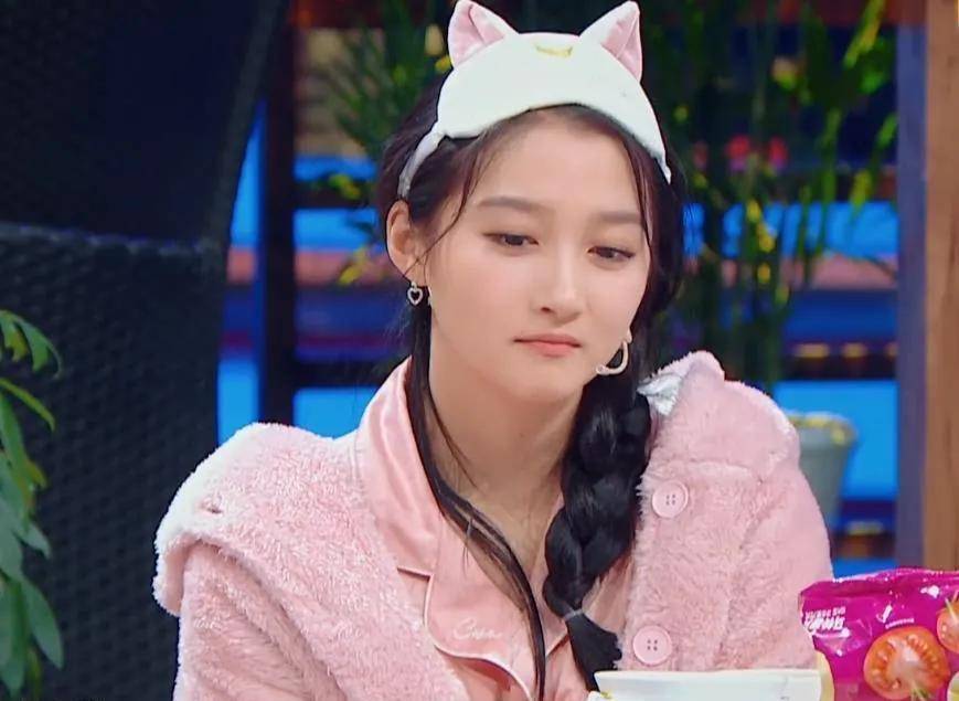 要是没有鹿晗,我是真希望关晓彤和他在一起,真是配一脸_活动_吴磊