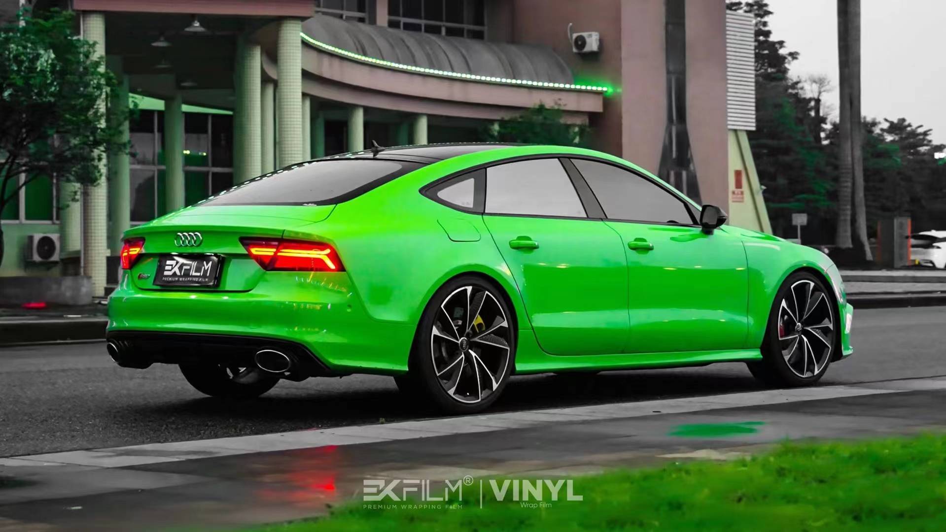 奥迪a7-ekfilm改色膜pet蝰蛇绿,充满生机和力量的调性