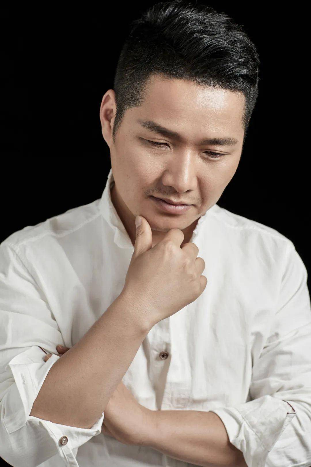 设计师:徐威所获荣誉:2020 尚层红玺杯实景银奖2019 尚层红玺杯全案