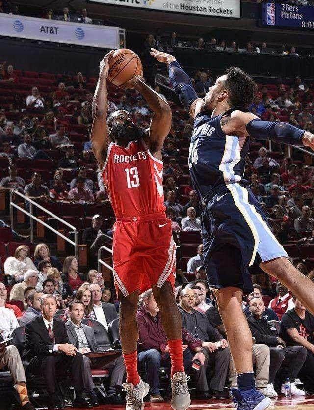 nba六大谬论,乔丹看衰詹皇因怕被超越科比靠抱大腿夺冠_詹姆斯_姚明
