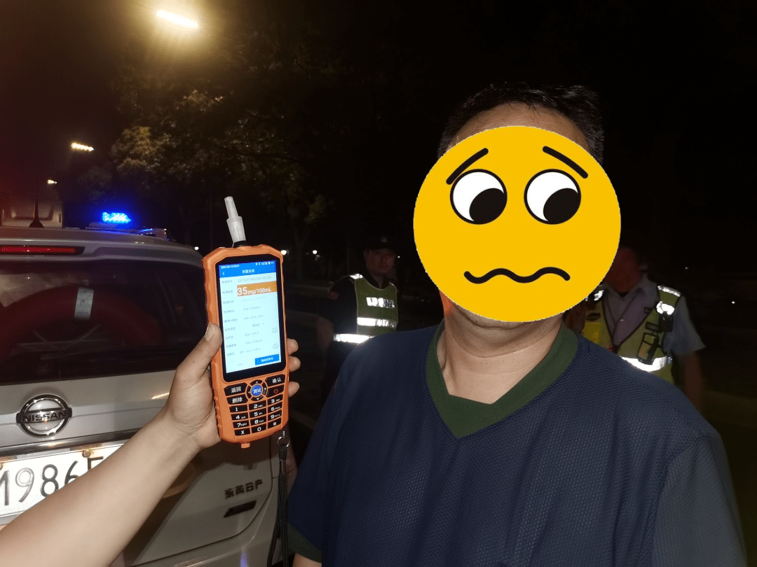 人民路一男子酒驾被查!_检测_车辆_地点