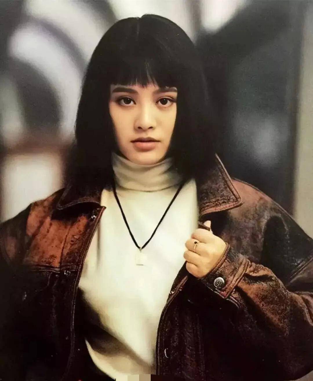 宁静20岁时尚气质不输港台明星,"双胞胎"妹妹与她相似度98%_王力可