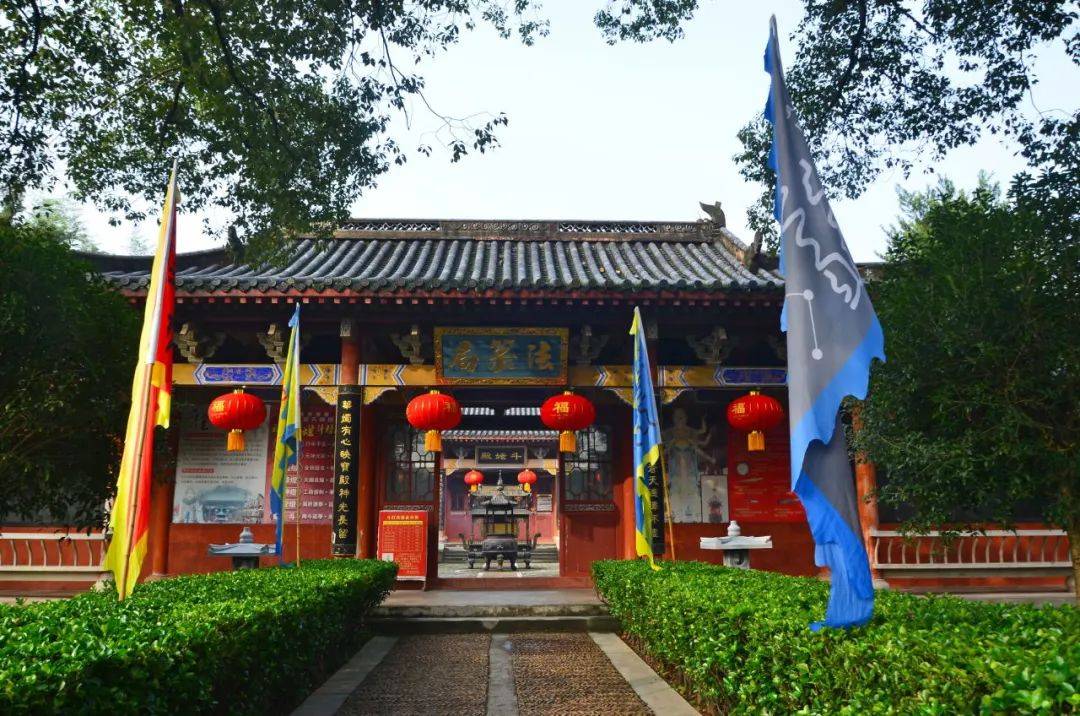 快来一起打卡道教仙山!_天师_古镇_上清宫