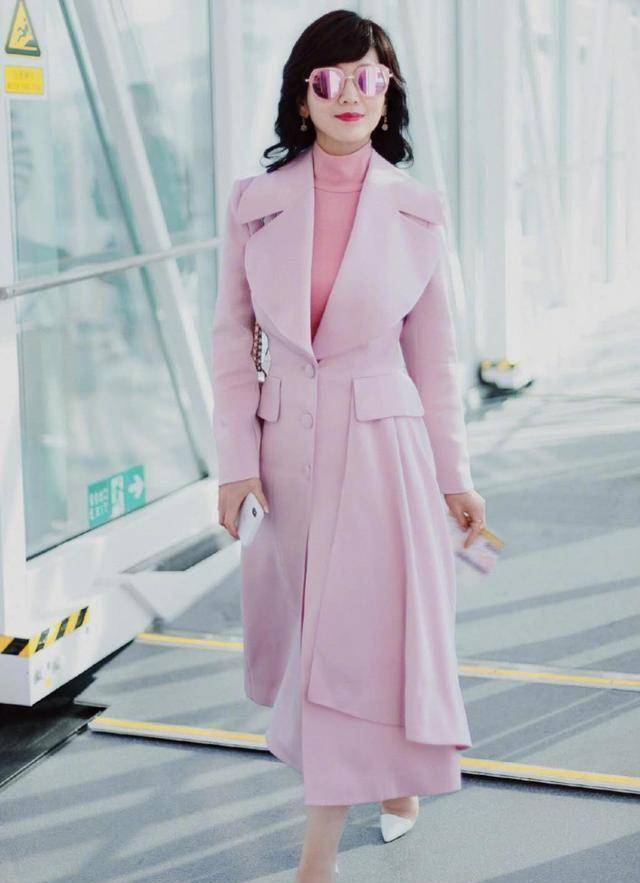 66岁赵雅芝借豪宅庆生!