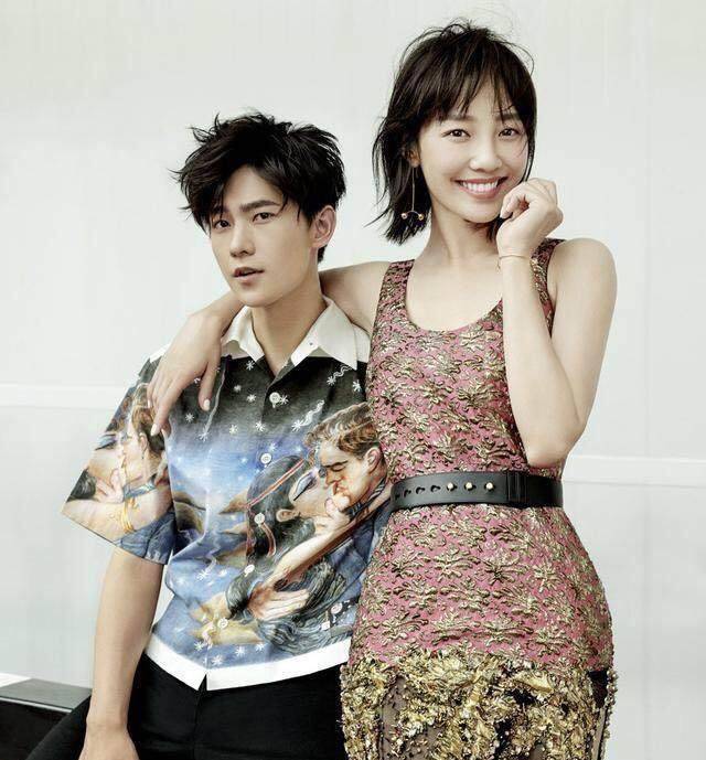 杨洋时尚大片来袭,跟白百何同框,画面很美!_运动_休闲_穿着