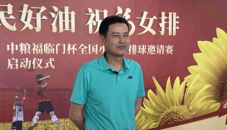 红极一时的陈忠和:丧妻后又再婚女弟子,女儿是我的心痛和骄傲_李东红