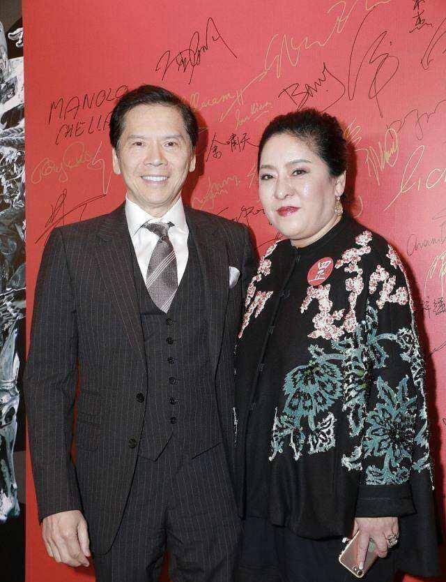 在线澄清谣言:不是每月买包_老公_李敏镐_澳门