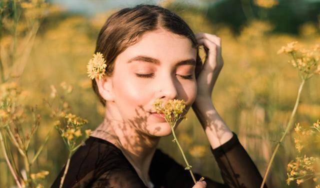 涂磊:掺杂了金钱的爱情,就像馊了的米饭一样难以下咽_感情_咪咪_时候