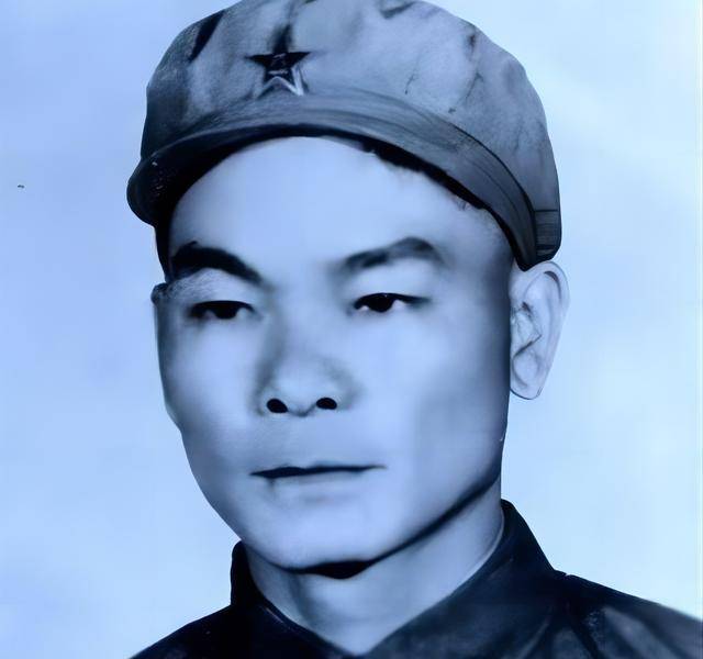 1972年,49岁"抬棺人"被嘲讽,护士说出身份,才知他是特等功臣_谭秉云_