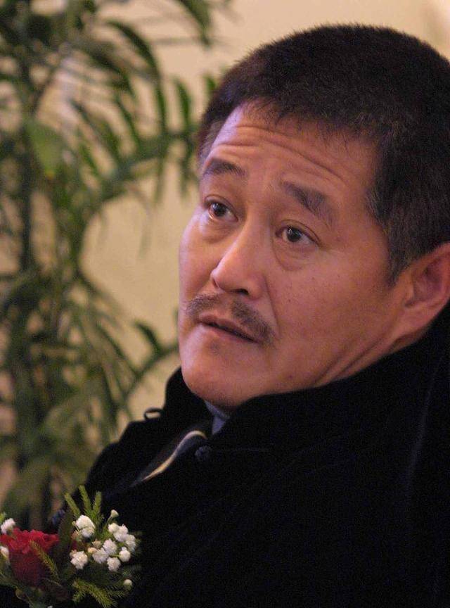 赵本山捐款1000万抗疫后和宋小宝一起返乡,满满的正能量_先生_网友