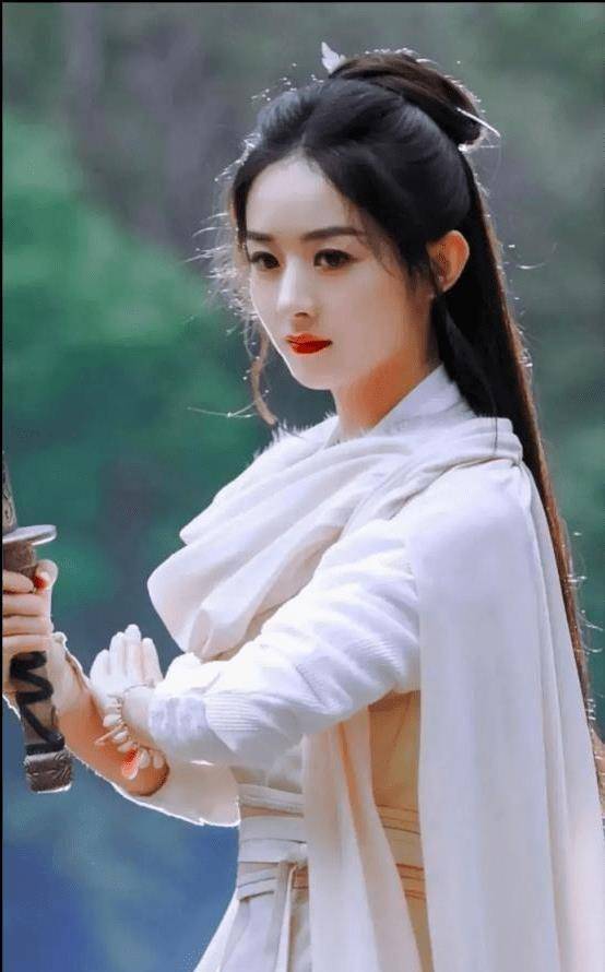 赵丽颖被官整后亲自道歉,9000万头号地位变"空",输给粉丝_王一博_偶像