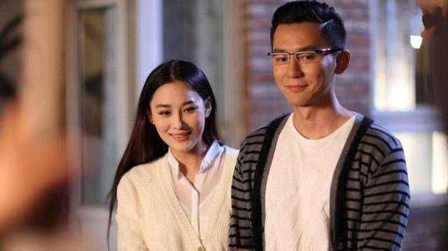 张馨予婚姻幸福,而这位40岁前男友还单身,tvb顶端已成过去_发展