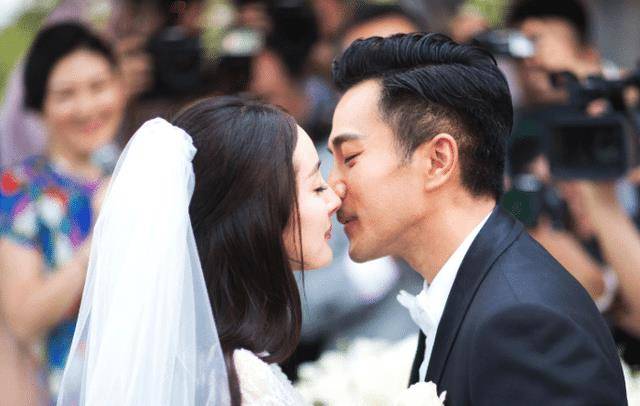 赵丽颖中餐厅路透曝光,失去工作室后,生图"撞脸"杨幂_因为_路透社